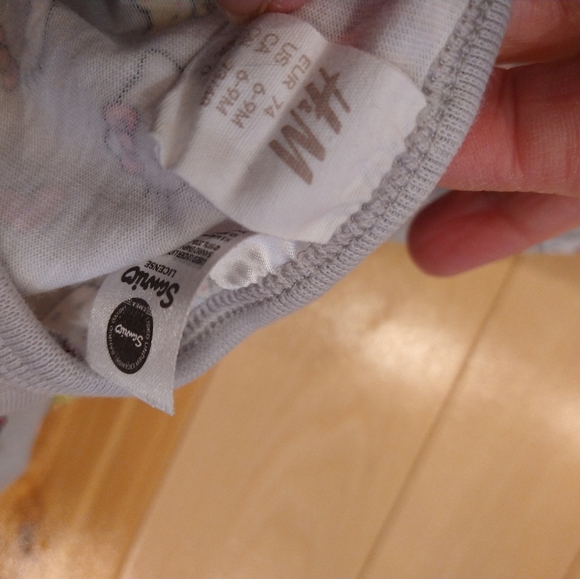 6-9m H&M Sanrio gray hello Kitty footie sleeper Pyjama - Picture 4 of 7